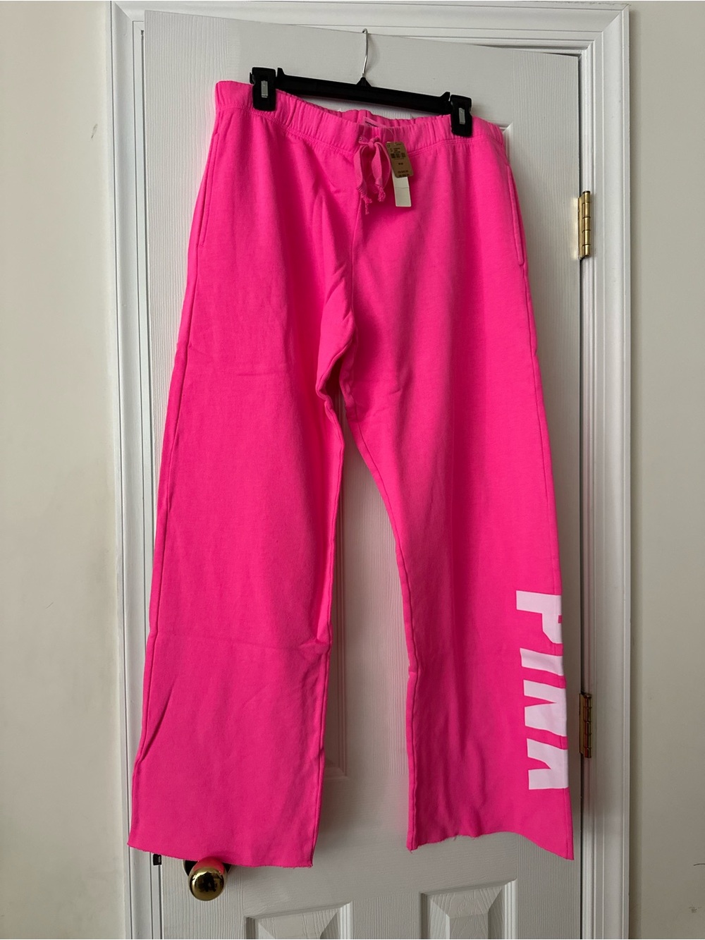 NWT Raw Hem Fleece Sweatpants MED PINK Victorias Secret NWT - Picture 3 of 4